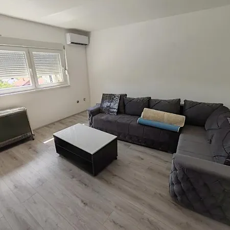 Apartment Ana - Stan Na Dan Smederevska Palanka