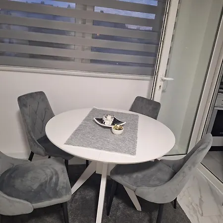 Ana - Stan Na Dan Apartment *
